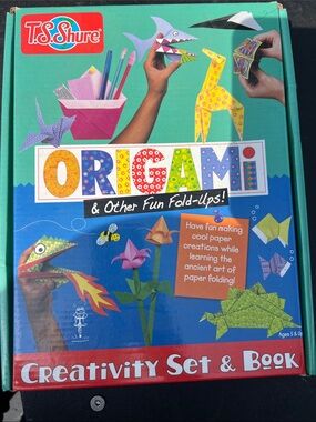 Shure Origami Kit - Teal Background with Multicolor Patterned Sheets